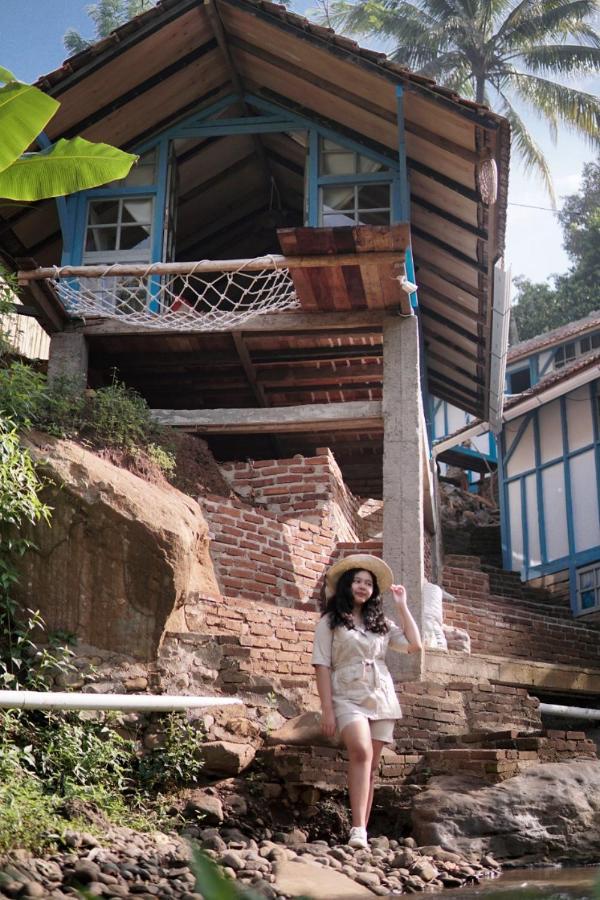 Kai Swargaloka Bandung Exterior photo